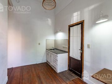 Casa 4 Ambientes con Apartamento Independiente en Devoto!