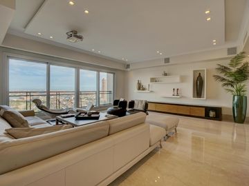 VENTA IMPECABLE CHATEAU 5 AMBIENTES. 2 COCHERAS. PUERTO MADERO
