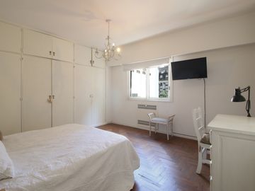 RECOLETA. DEPARTAMENTO 4 AMBIENTES .