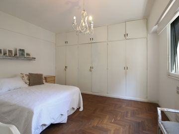 RECOLETA. DEPARTAMENTO 4 AMBIENTES .