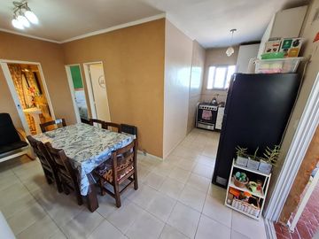 Venta departamento 3 ambientes con una enorme terraza. San miguel. retasada, oportunidad.