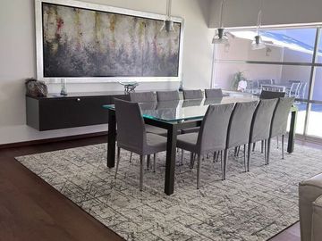 VENTA CASA CON JARDÍN EN LOMAS DE BEZARES