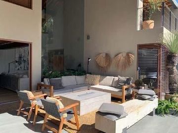 Casa en venta en Valle de Bravo junto al lago