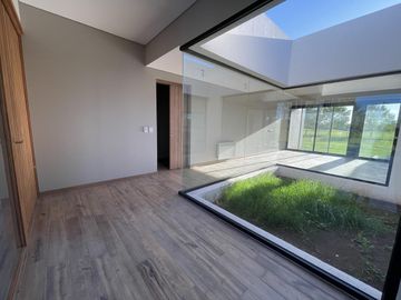 Casa en La Rinconada a estrenar de 3 dormitorios!