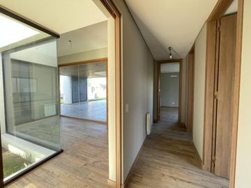 Casa en La Rinconada a estrenar de 3 dormitorios!
