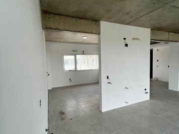 Departamento 3 ambientes con cochera a estrenar en venta - edificio Zorzal - Berazategui