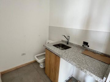Departamento 3 ambientes con cochera a estrenar en venta - edificio Zorzal - Berazategui