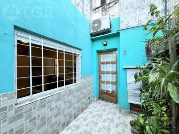 PH en Venta 2 ambientes planta baja con patio, sin expensas refaccionado a nuevo