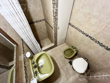 PH en Venta 2 ambientes planta baja con patio, sin expensas refaccionado a nuevo