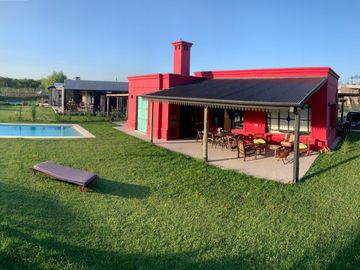 Casa  Estilo Campo en San Sebastian