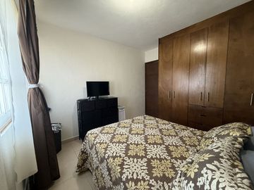 MISIÓN REGINA VENTA Casa cuatro recámaras
