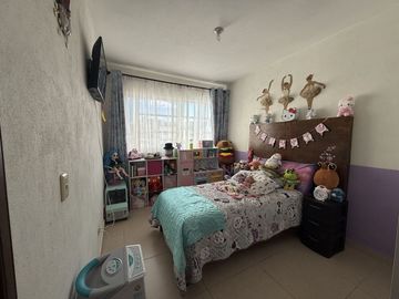 MISIÓN REGINA VENTA Casa cuatro recámaras