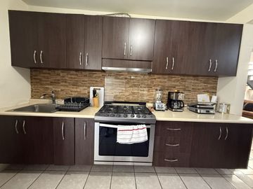 MISIÓN REGINA VENTA Casa cuatro recámaras