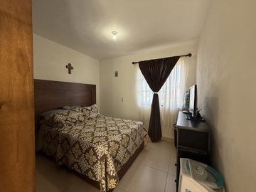 MISIÓN REGINA VENTA Casa cuatro recámaras
