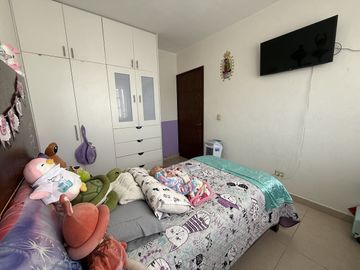 MISIÓN REGINA VENTA Casa cuatro recámaras