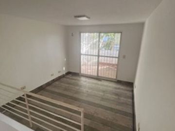 VENDO. ITUZAINGO 386.DUPLEX.EXTERNO CON BALCON.