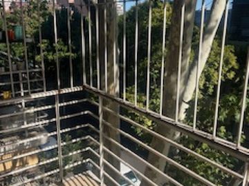 VENDO. ITUZAINGO 386.DUPLEX.EXTERNO CON BALCON.