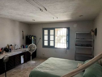 En Venta, Casa en la Col. Buenavista a 100 metros de Prol. Montejo