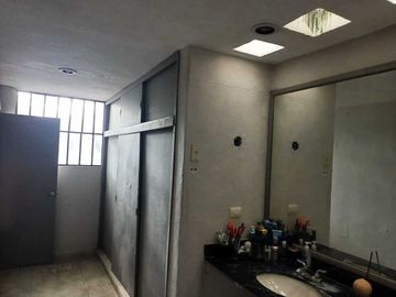 En Venta, Casa en la Col. Buenavista a 100 metros de Prol. Montejo