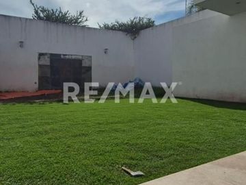 CASA VENTA CUMBRES DEL LAGO JURIQUILLA