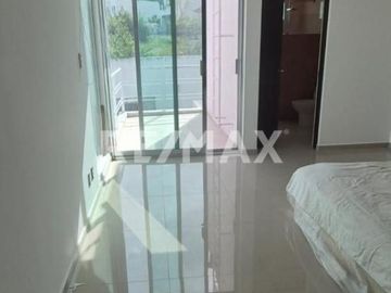 CASA VENTA CUMBRES DEL LAGO JURIQUILLA