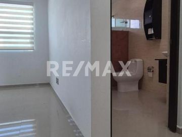 CASA VENTA CUMBRES DEL LAGO JURIQUILLA