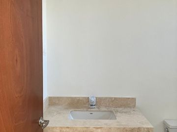 HERMOSA CASA DE UN PISO EN CONKAL MERIDA YUCATAN EN VENTA