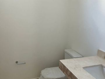HERMOSA CASA DE UN PISO EN CONKAL MERIDA YUCATAN EN VENTA