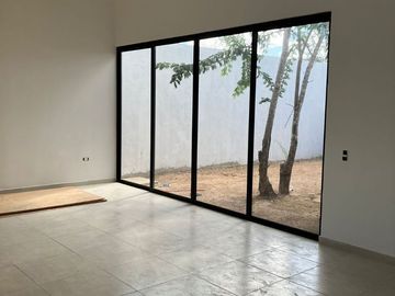 HERMOSA CASA DE UN PISO EN CONKAL MERIDA YUCATAN EN VENTA