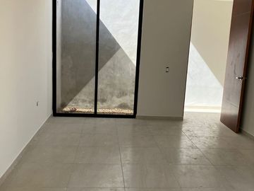 HERMOSA CASA DE UN PISO EN CONKAL MERIDA YUCATAN EN VENTA