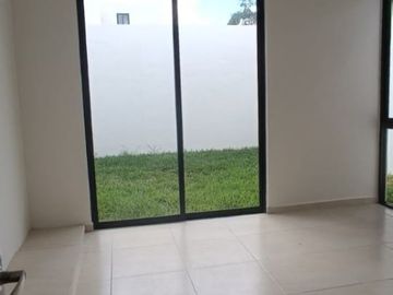 HERMOSA CASA DE UN PISO EN CONKAL MERIDA YUCATAN EN VENTA