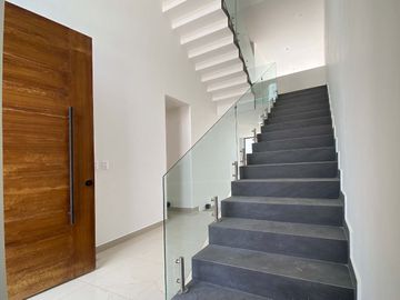 Casa en Venta en Zibatá, Querétaro.