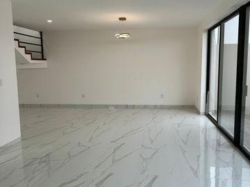 Casa en venta en VALLES Lomas del Campanario norte Queretaro