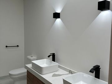 Casa en venta en VALLES Lomas del Campanario norte Queretaro