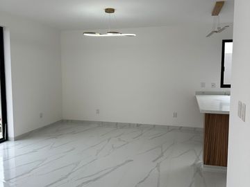 Casa en venta en VALLES Lomas del Campanario norte Queretaro