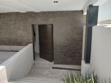 CASA EN VENTA EN  ZIBATÁ, QUERÉTARO