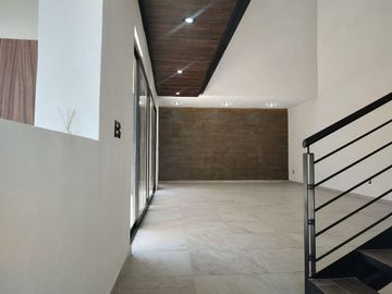 CASA EN VENTA EN  ZIBATÁ, QUERÉTARO