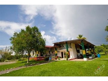 4180753 Venta Finca Hotel Montenegro, Quindío
