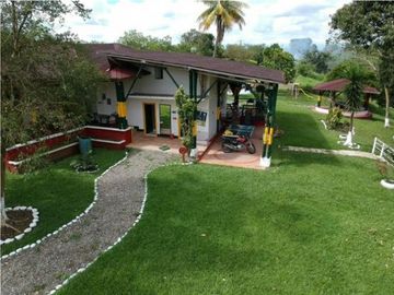 4180753 Venta Finca Hotel Montenegro, Quindío