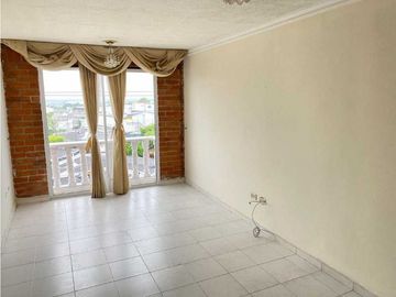 SE VENDE COMODO APARTAMENTO EN VILLA CAROLINA