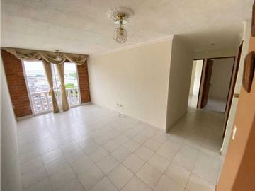 SE VENDE COMODO APARTAMENTO EN VILLA CAROLINA