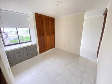 SE VENDE COMODO APARTAMENTO EN VILLA CAROLINA