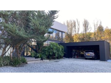 7989140 Arriendo Casa amoblada en el Retiro Antioquia
