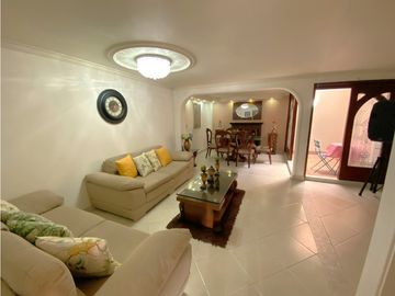 CASA EN VENTA EN BELEN LA MOTA