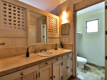 VENTA CASA EN CONDOMINIO CERCA RANCHO SAN FRANCISCO