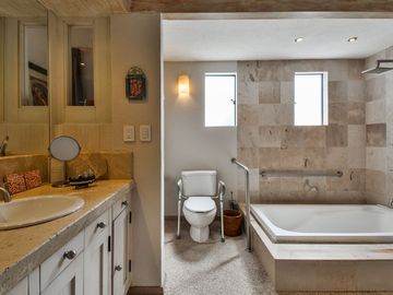 VENTA CASA EN CONDOMINIO CERCA RANCHO SAN FRANCISCO