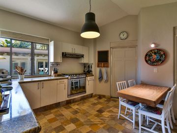 VENTA CASA EN CONDOMINIO CERCA RANCHO SAN FRANCISCO