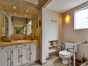 VENTA CASA DE UNA PLANTA CERCA RANCHO SAN FRANCISCO