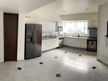 Depto en Venta en Bosques de las Lomas