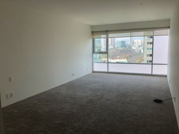 Privada del Bosque, STIM. Piso alto.